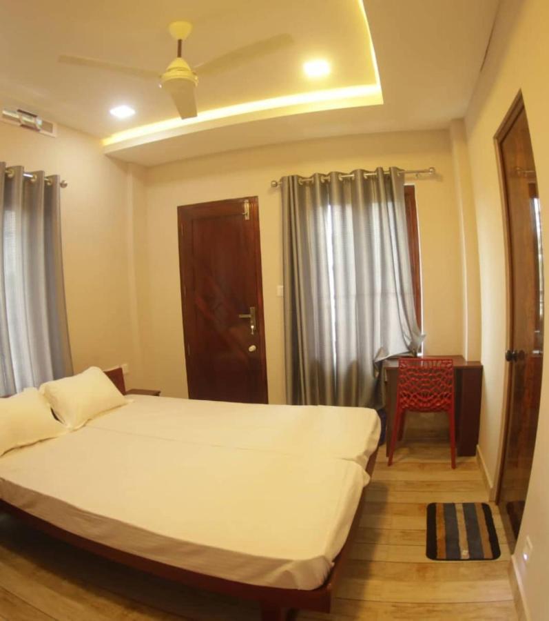 Meghdoot River Resort Коччи Экстерьер фото